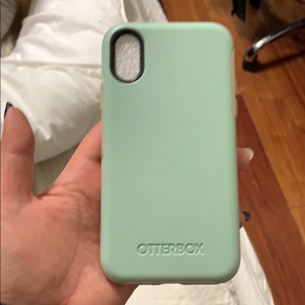 Otter box case.